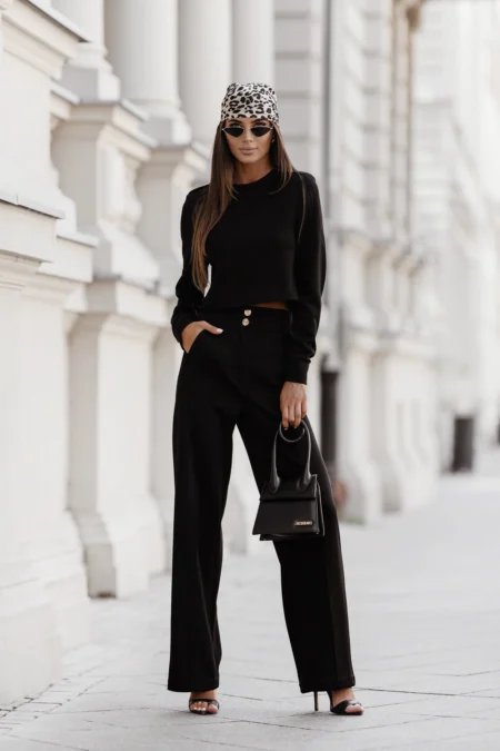Compleu CARMEN - Negru