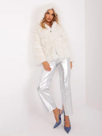 Jacheta Dama Maneca lunga, Guler inalt, Wool Fashion Italia, Ecru de Vara Marimi Mari