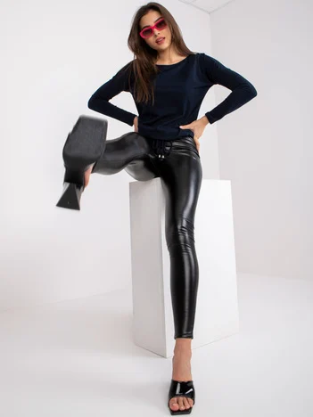 Bluza Dama Maneca lunga, Decolteu barcuta, BASIC FEEL GOOD, Bleumarin Eleganta Office