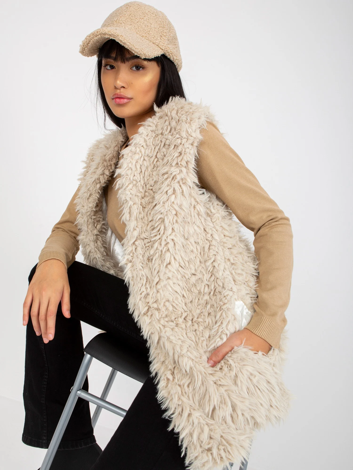 Vesta Dama Fara maneci, Guler inalt, Wool Fashion Italia, Bej Eleganta Office - imagine 2