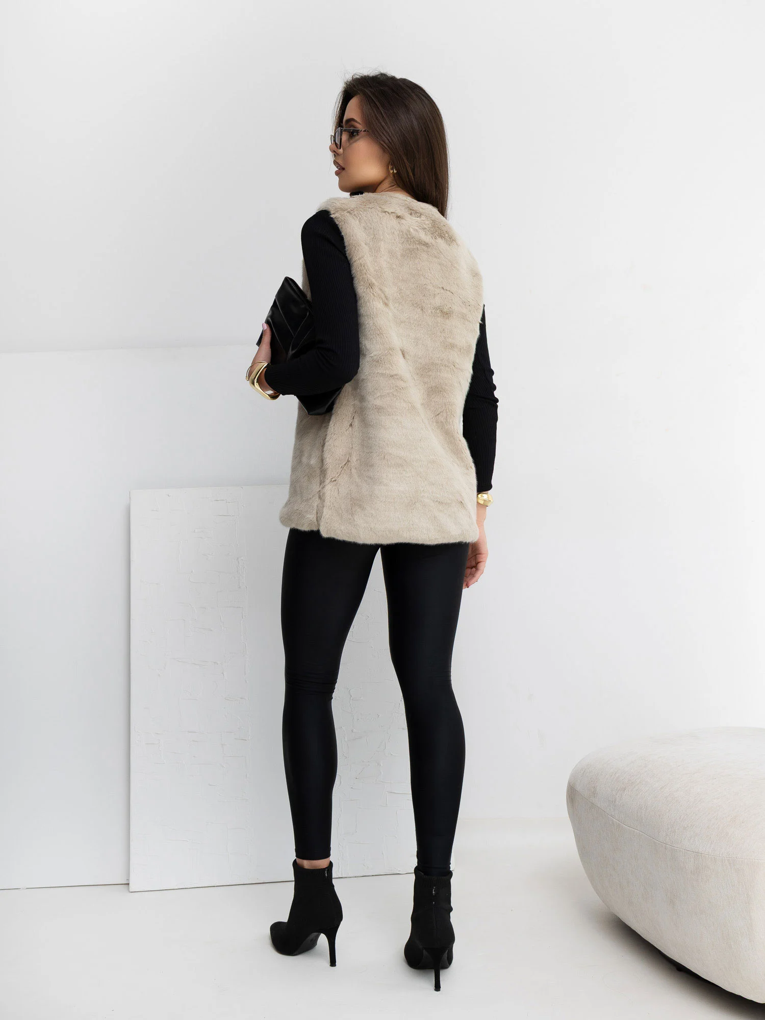 Vesta Dama Fara maneci, Guler inalt, Wool Fashion Italia, Bej Eleganta Office - Image 2