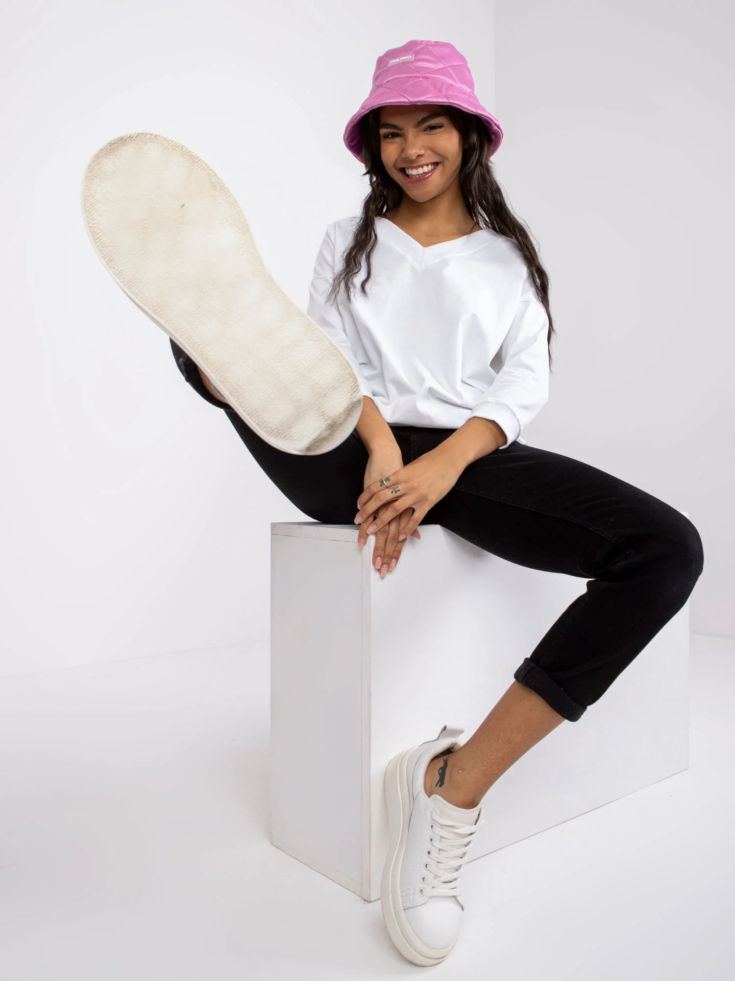 Bluza Dama Maneca 3/4, Decolteu in V, BASIC FEEL GOOD, Alb Eleganta Office - imagine 2