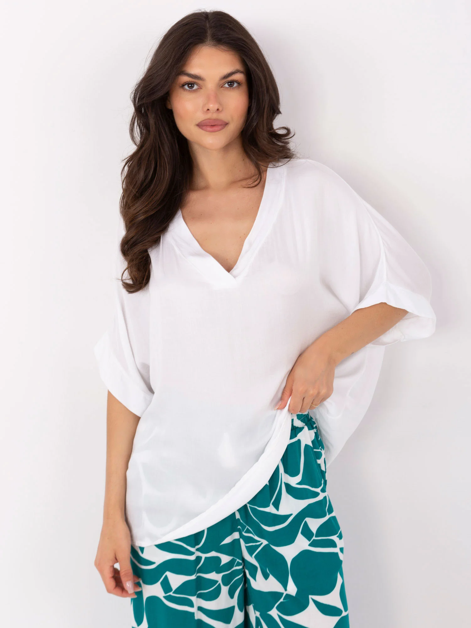 Bluza Dama Maneca 3/4, Decolteu in V, Och Bella, Alb Casual - imagine 3