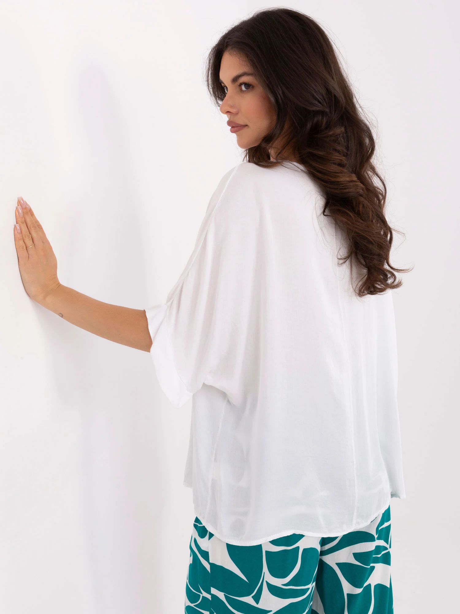 Bluza Dama Maneca 3/4, Decolteu in V, Och Bella, Alb Casual - imagine 2