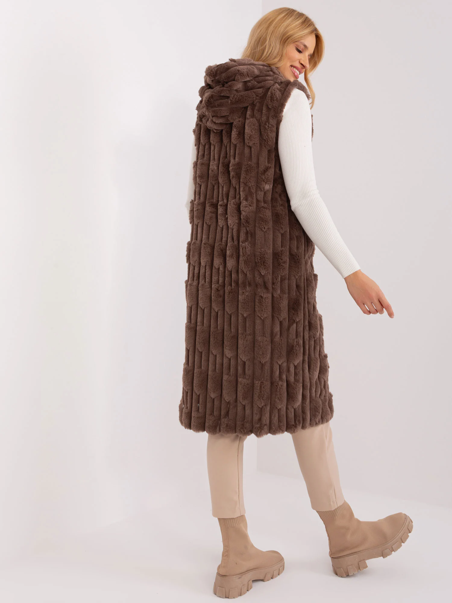Vesta Dama Fara maneci, Elegant, Wool Fashion Italia, Maro Eleganta Office - imagine 6