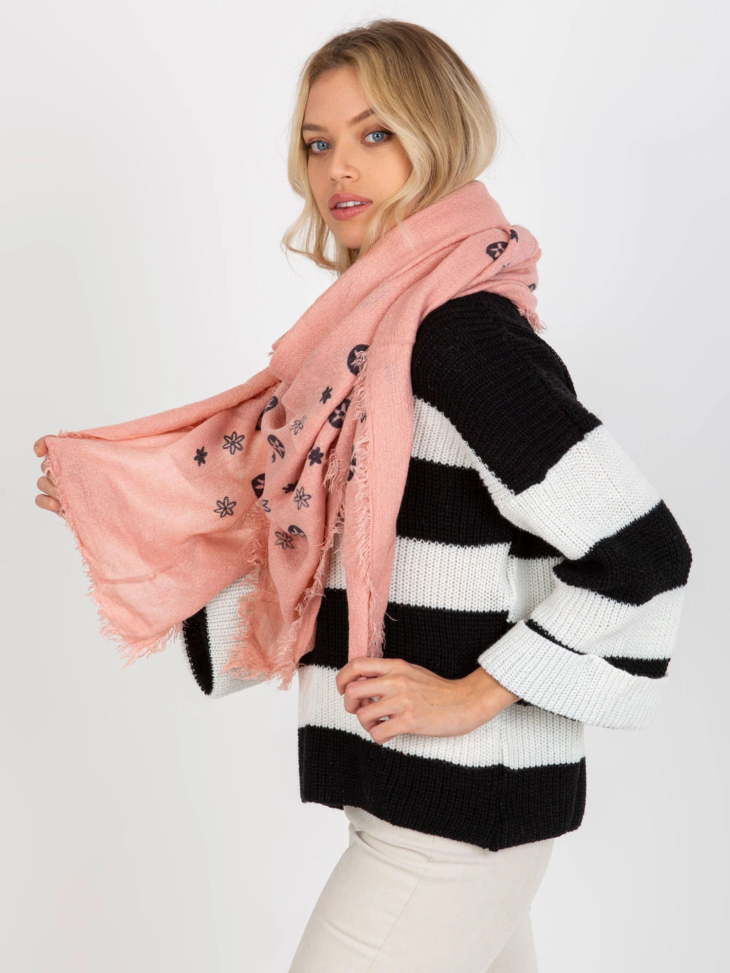 Bandana Dama Imprimat, Acril, Fashion Hunters, Roz - imagine 2