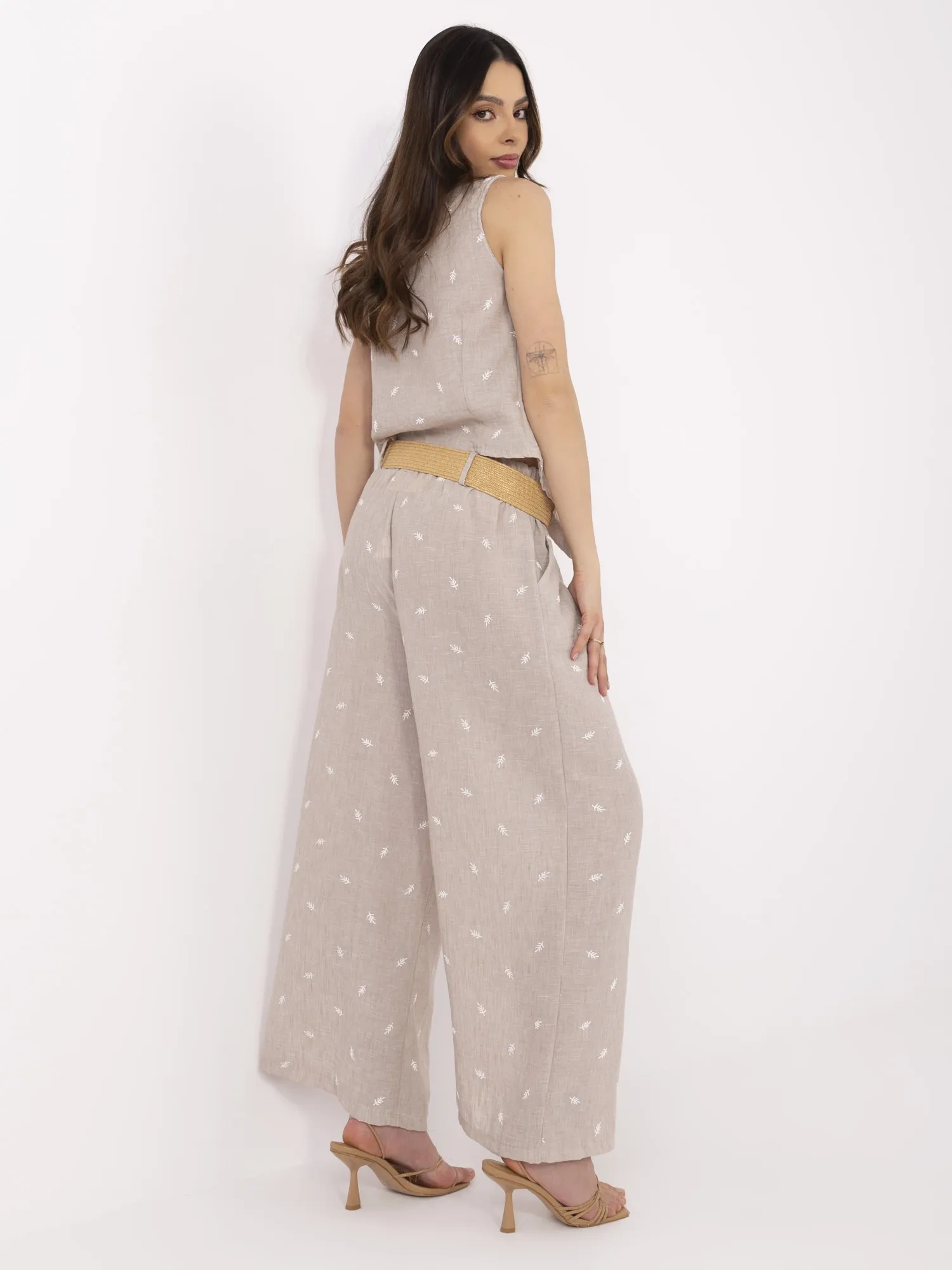 Compleu Dama Fara maneci, Larga, ITALY MODA, Bej Eleganta Office - imagine 3
