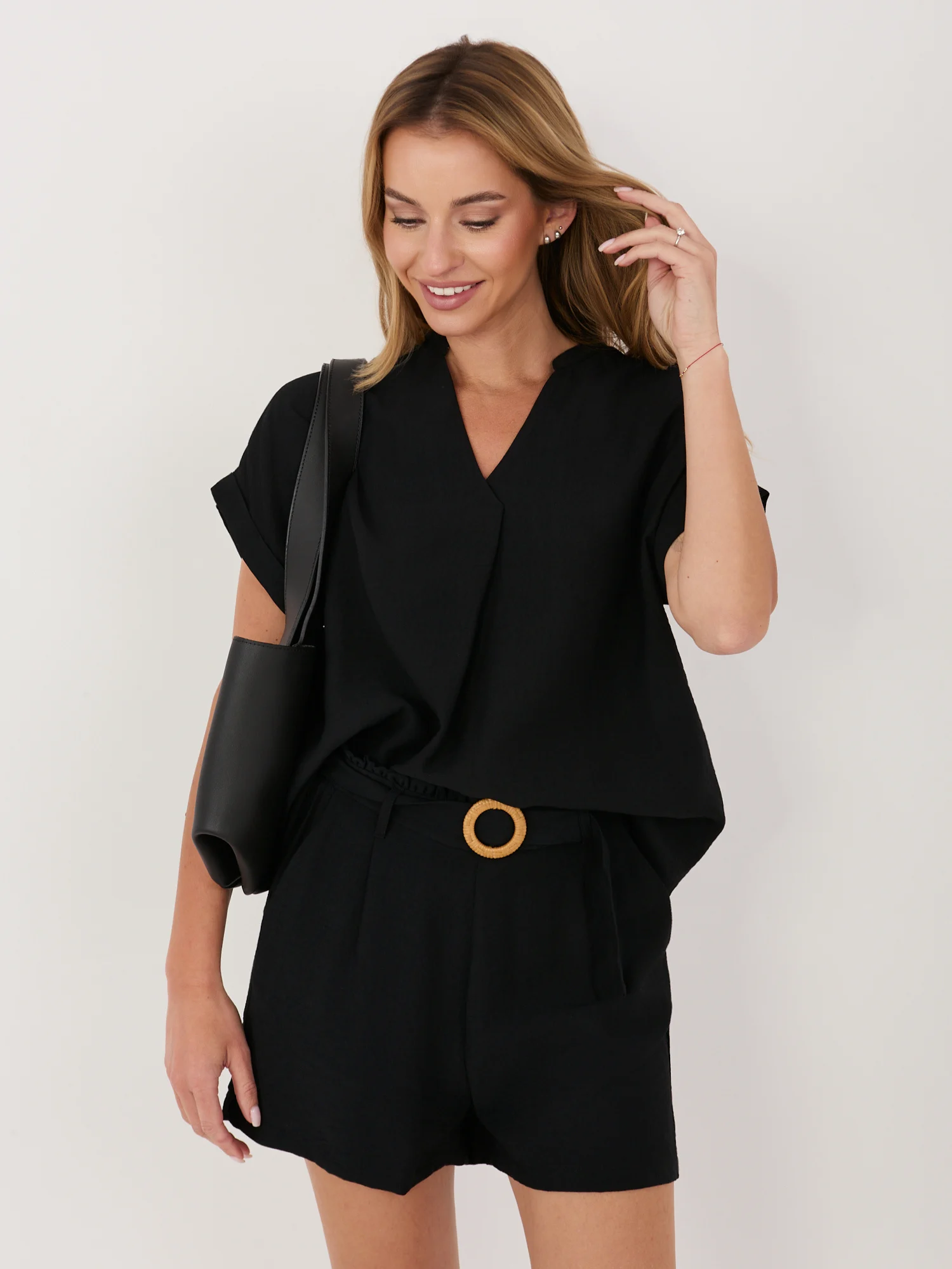 Bluza Dama Mini, Decolteu in V, Sublevel, Negru Marimi Mari - imagine 3