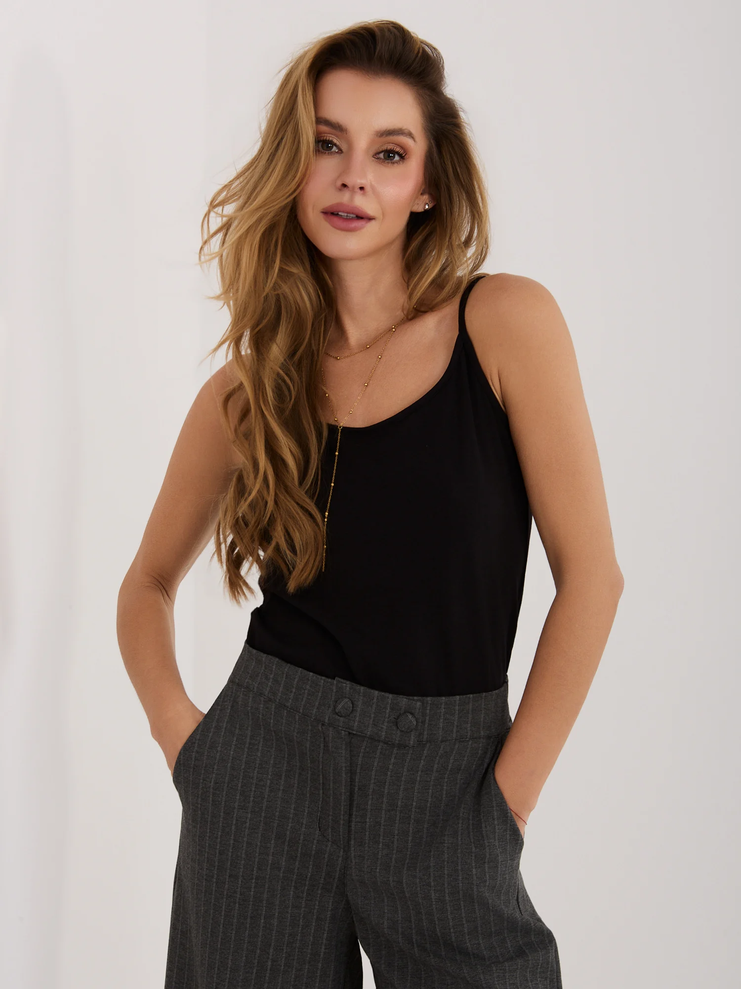 Top Dama Decolteu rotund, Cu bretele, Sublevel, Negru Casual - imagine 6