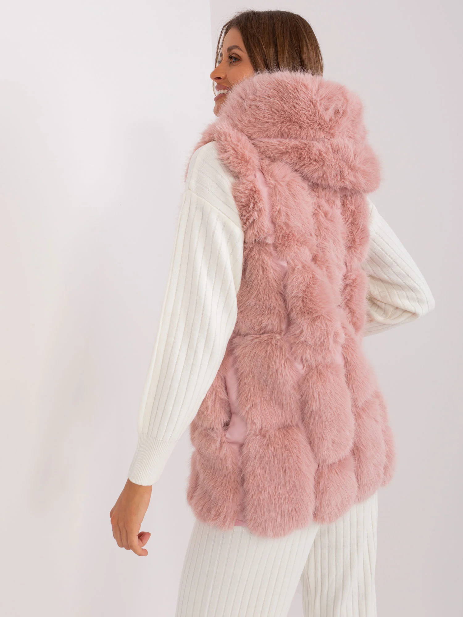 Vesta Dama Fara maneci, Guler inalt, Wool Fashion Italia, Roz Casual Marimi Mari - imagine 3