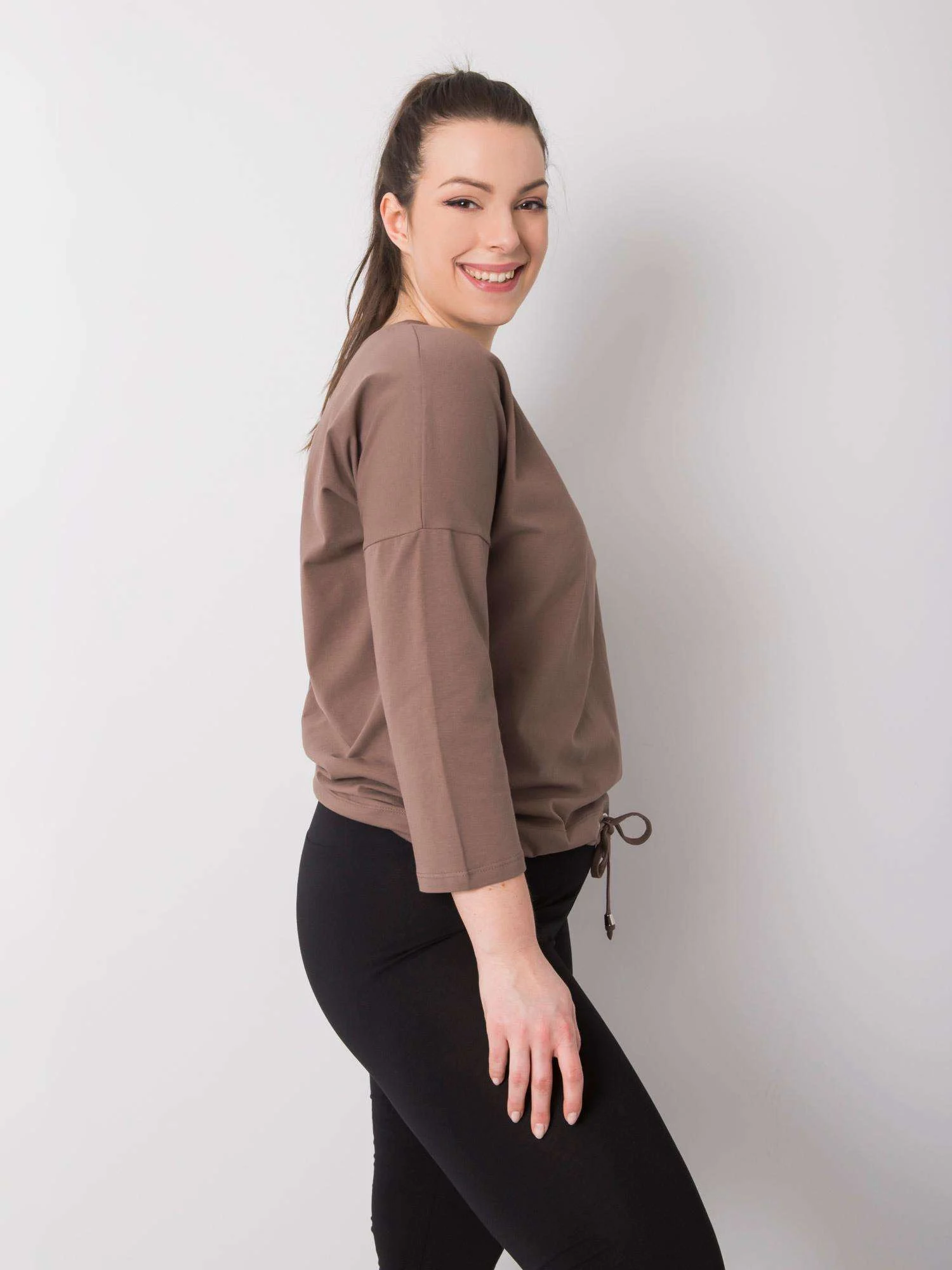 Bluza Dama Maneca lunga, Decolteu barcuta, BASIC FEEL GOOD, Maro Eleganta Office Marimi Mari - imagine 2