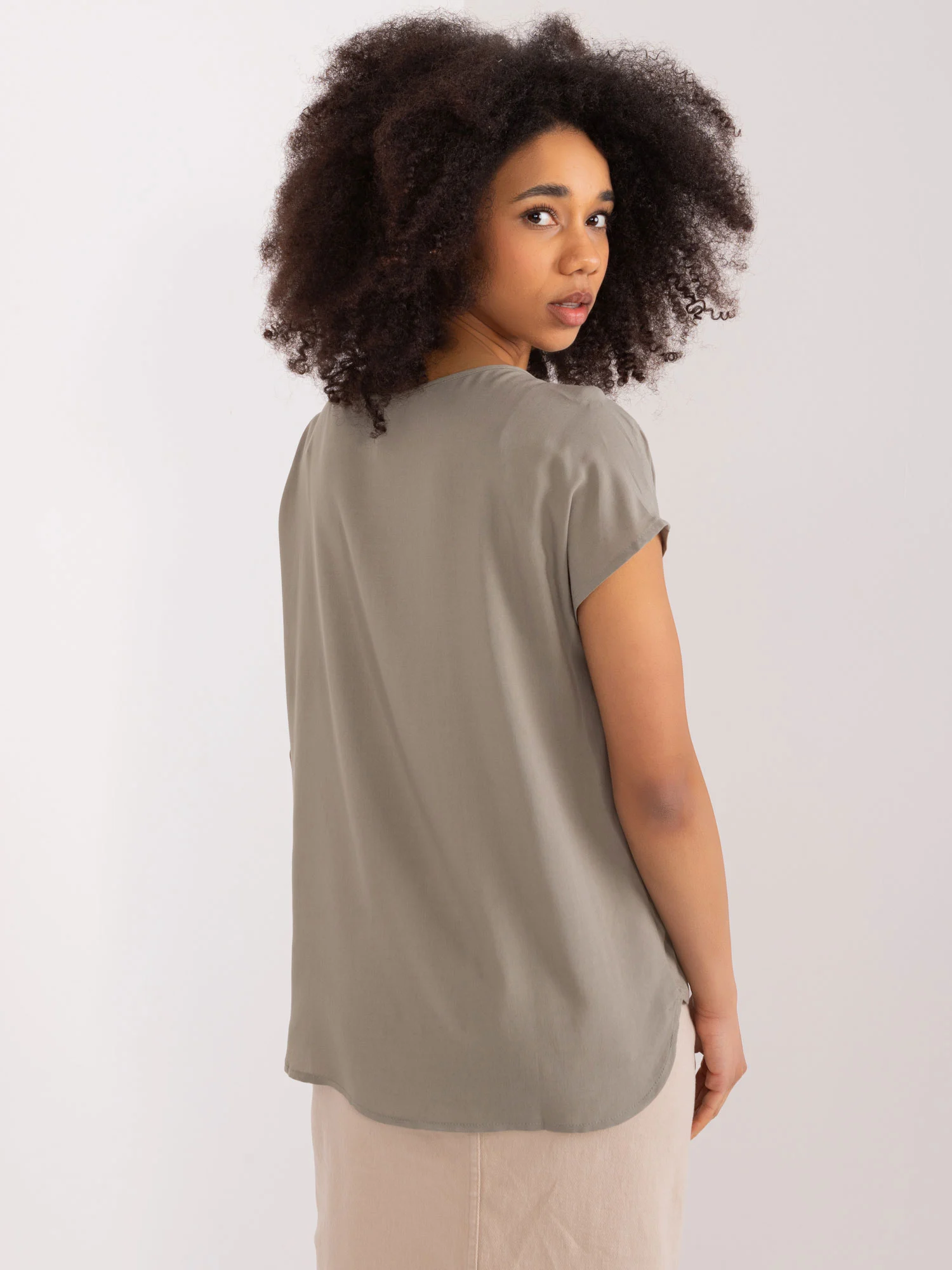 Bluza Dama Mini, Decolteu rotund, Sublevel, Khaki Eleganta Office Marimi Mari - imagine 4