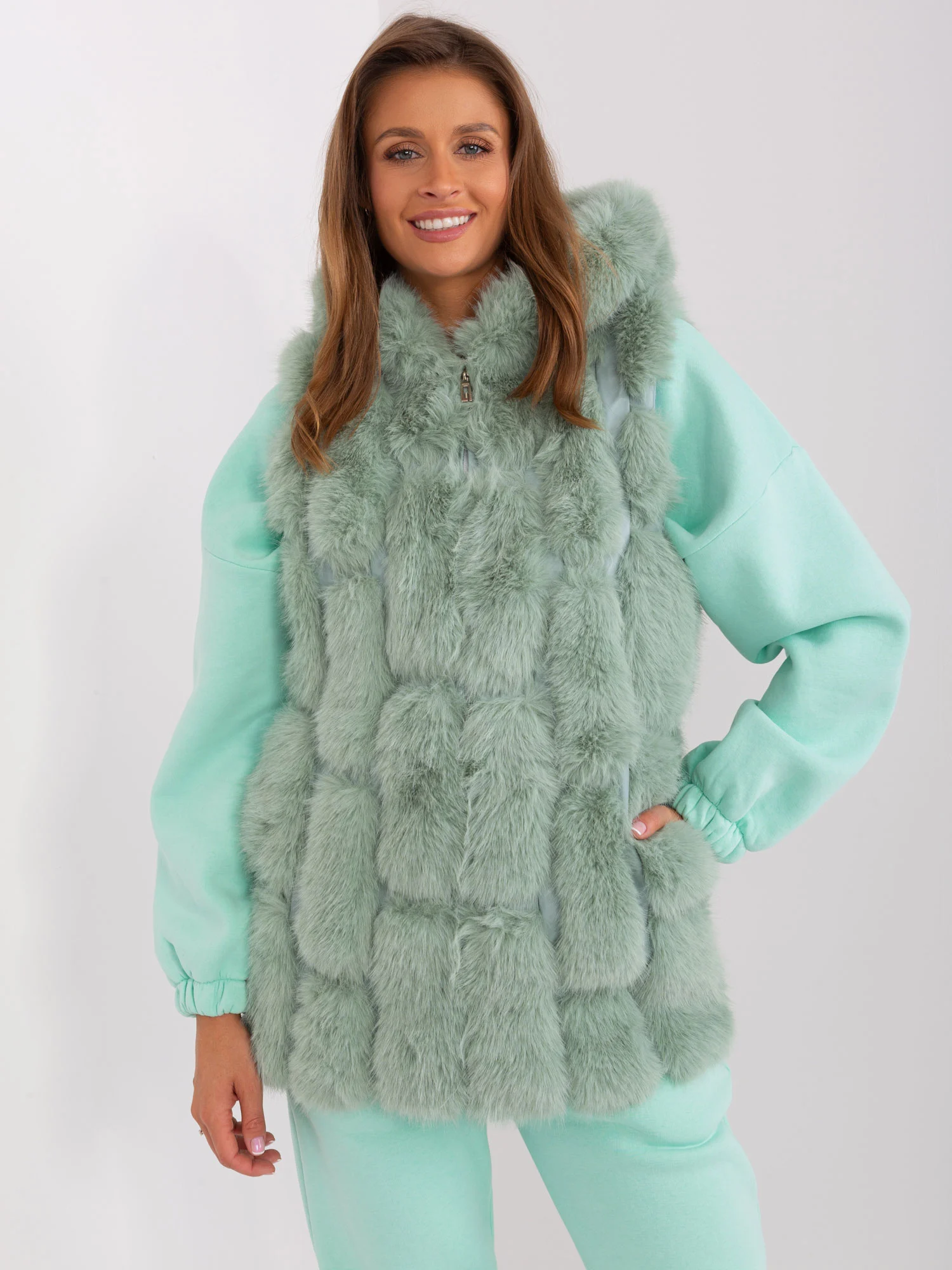 Vesta Dama Fara maneci, Guler inalt, Wool Fashion Italia, Fistic Casual Marimi Mari - Image 5