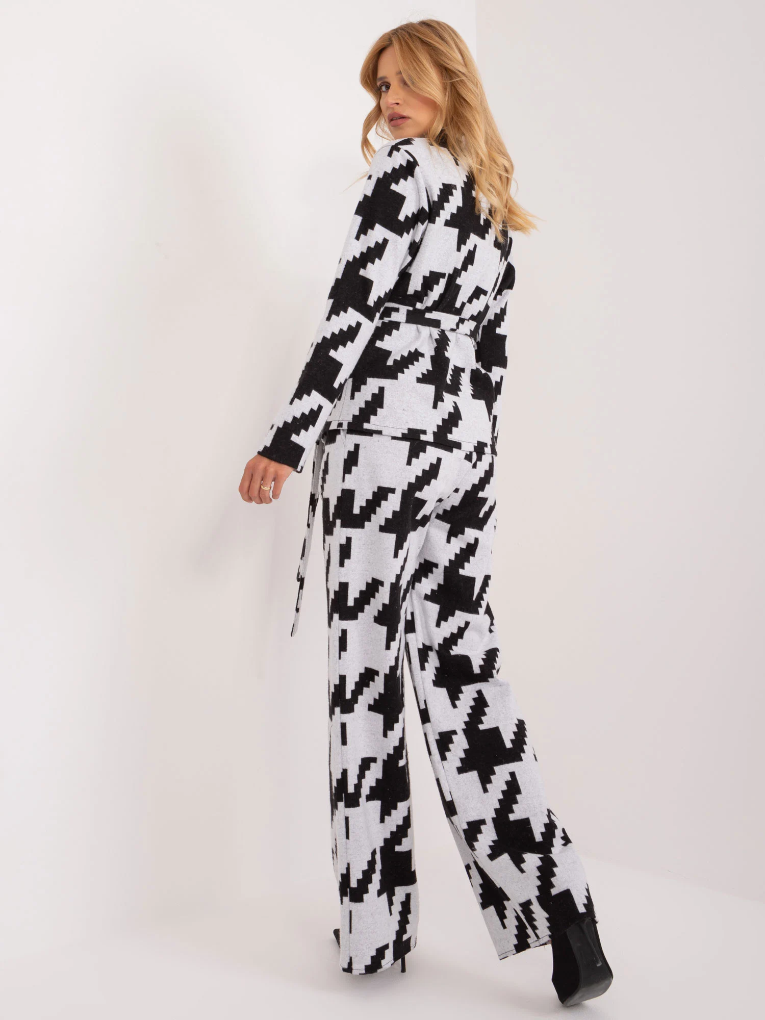 Compleu Dama Maneca lunga, Dreapta, LAKERTA, Negru Casual - Image 2